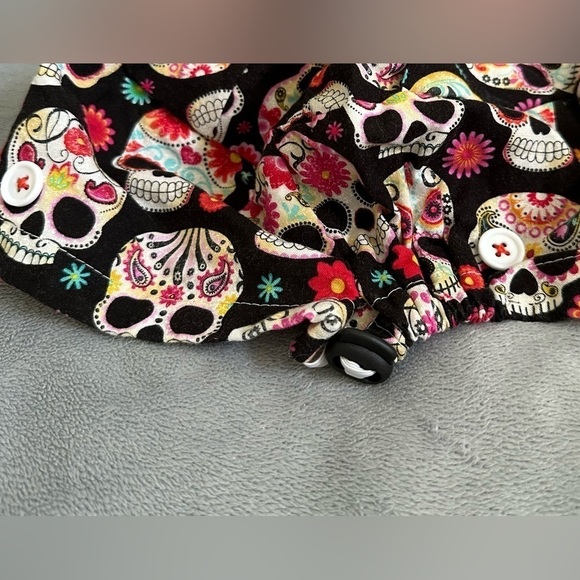 🆕 Woman’s “Sugar Sculls” Handmade Scull/Scrub Cap - Picture 3 of 14